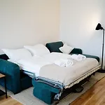 Demakorihome, Uniklinik & Vor Der Tuer Apartman Jéna